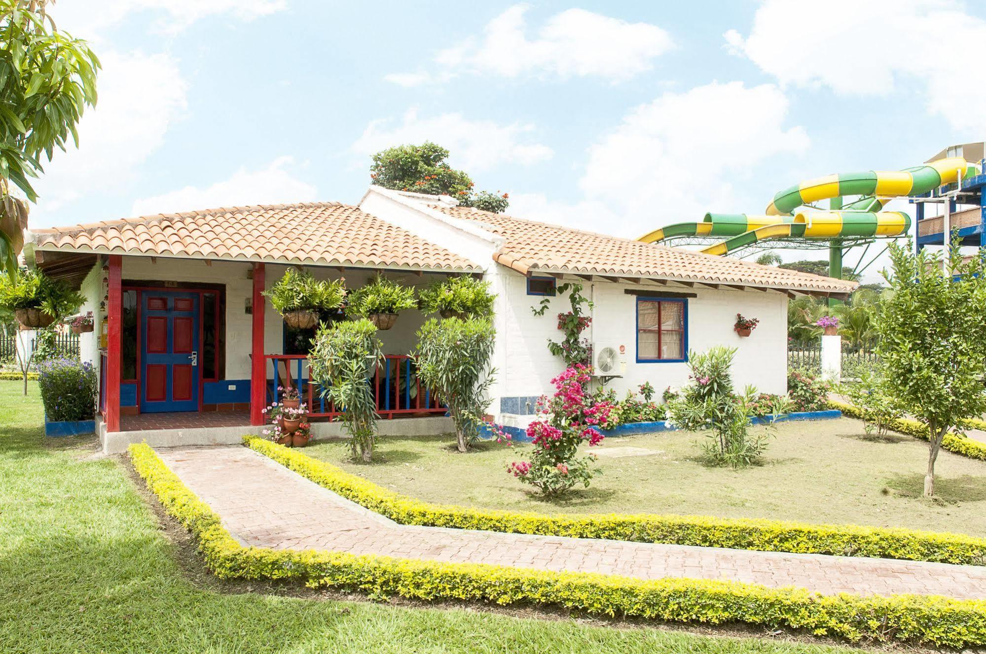 Yumbo Hotel Campestre Tardes Calenas المظهر الخارجي الصورة